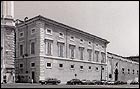 L'esterno del Casino visto dalla Piazza del Quirinale